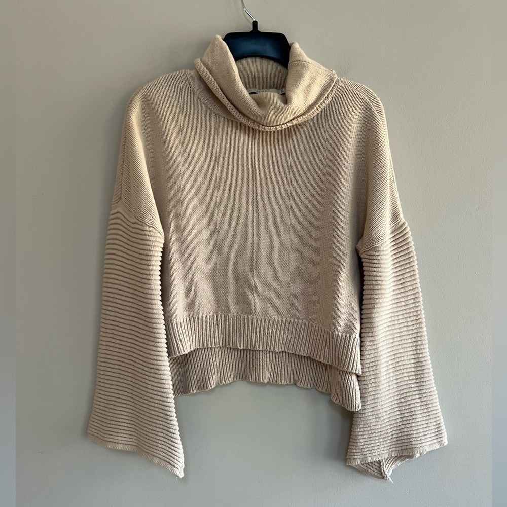 7115 by Szeki Cotton Cowl Neck Bell Sleeve Cropped Knit Sweater in Cream, XS